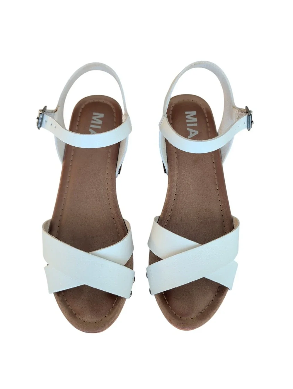 MIA susan studded